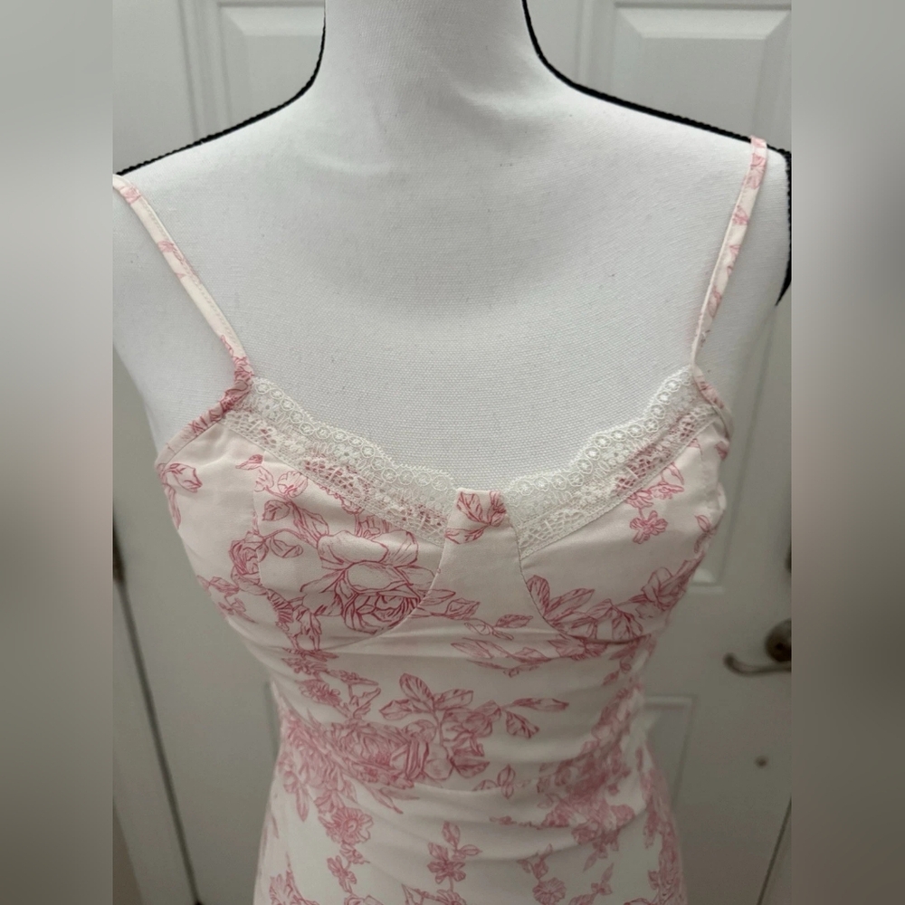 Floral Lace-Trim Slip Dress in Pink and White